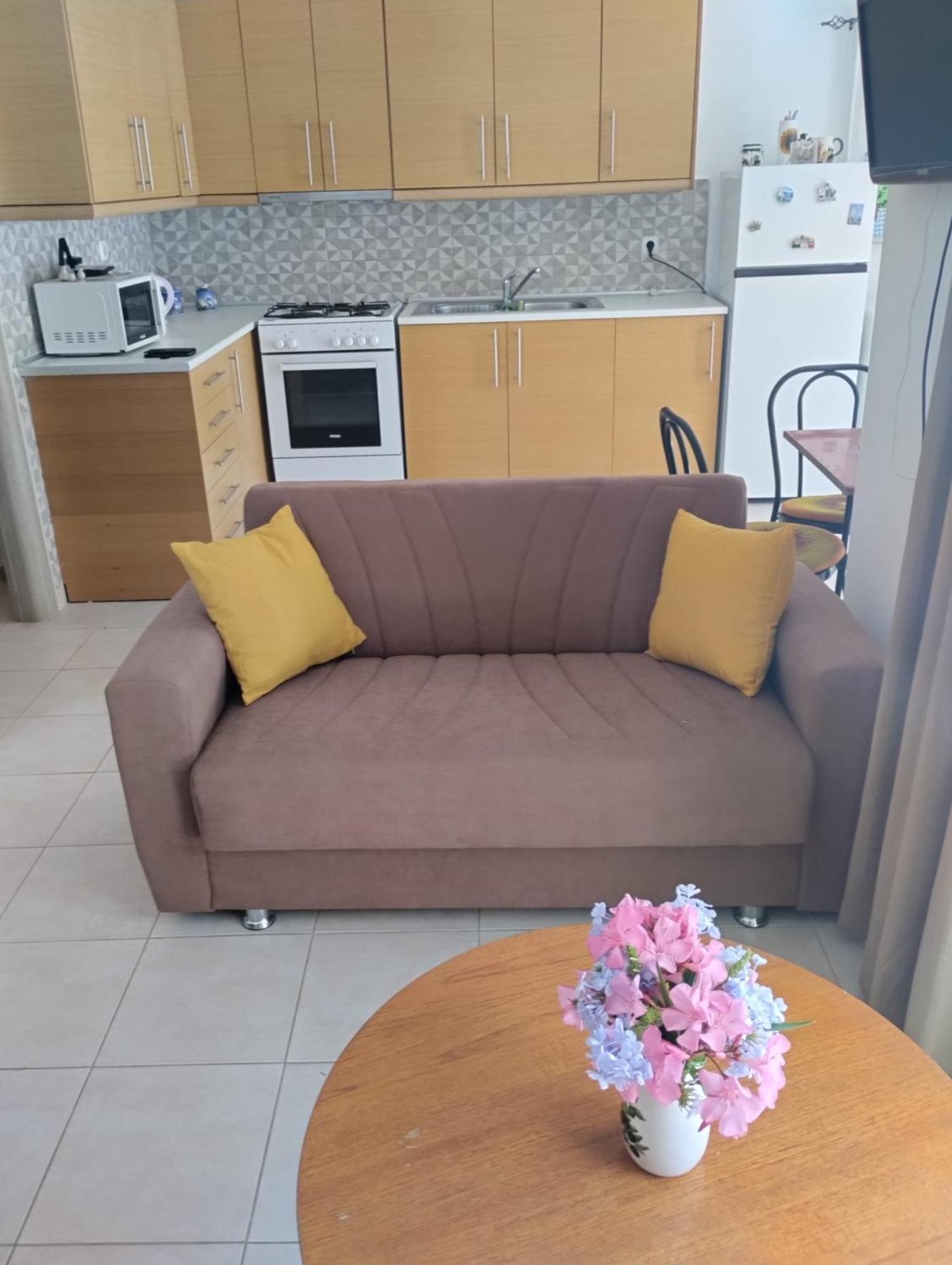 Holiday home Platanos Haraki